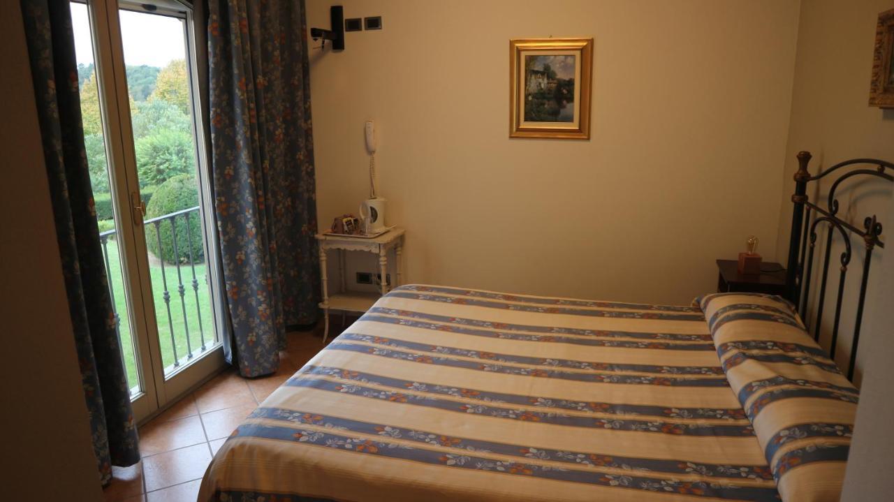 La Regibussa - Hotel Ristorante Asti Esterno foto