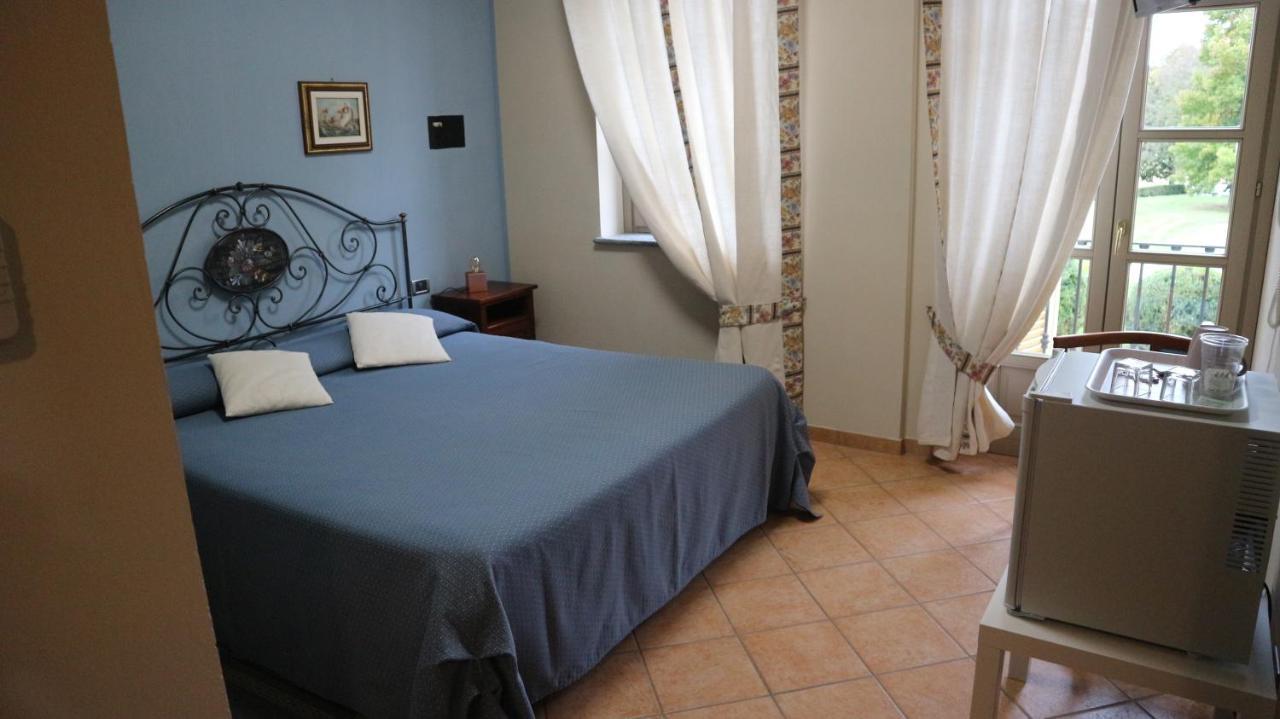 La Regibussa - Hotel Ristorante Asti Esterno foto
