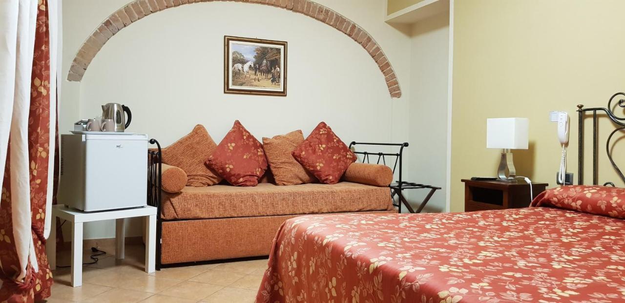 La Regibussa - Hotel Ristorante Asti Esterno foto