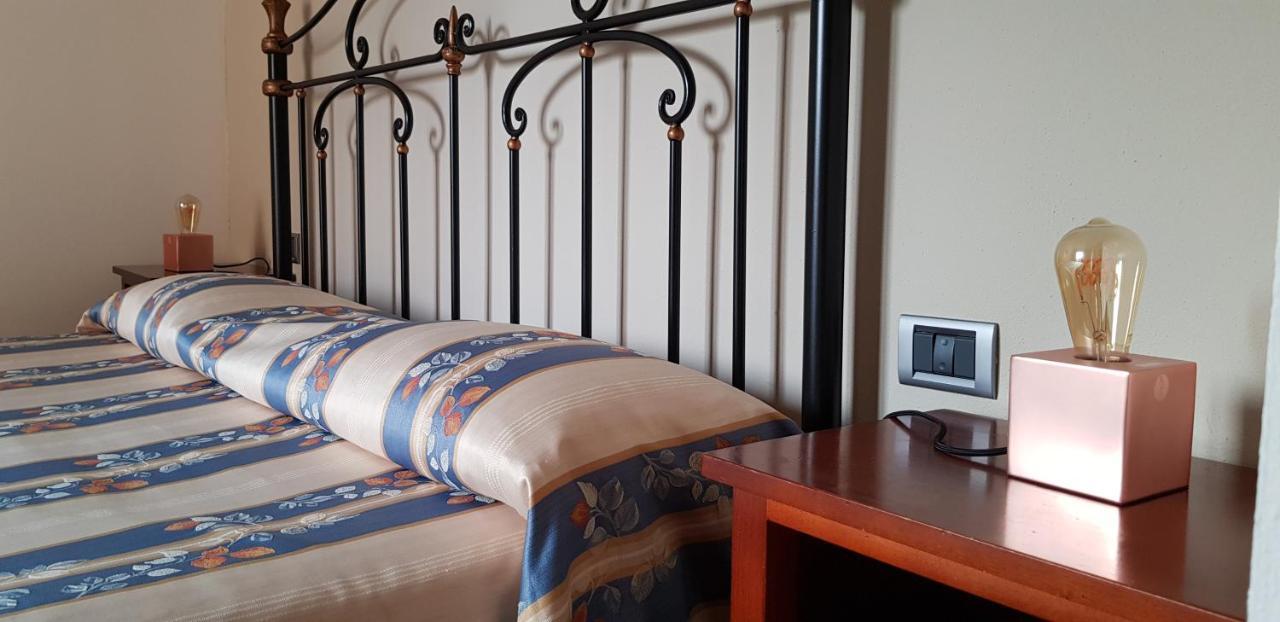 La Regibussa - Hotel Ristorante Asti Esterno foto