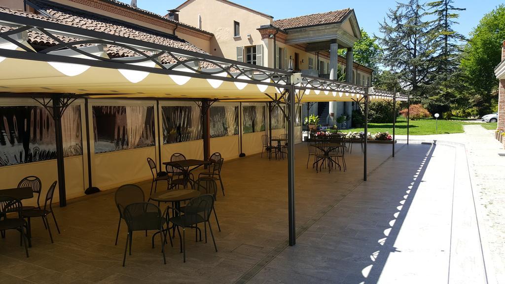 La Regibussa - Hotel Ristorante Asti Esterno foto