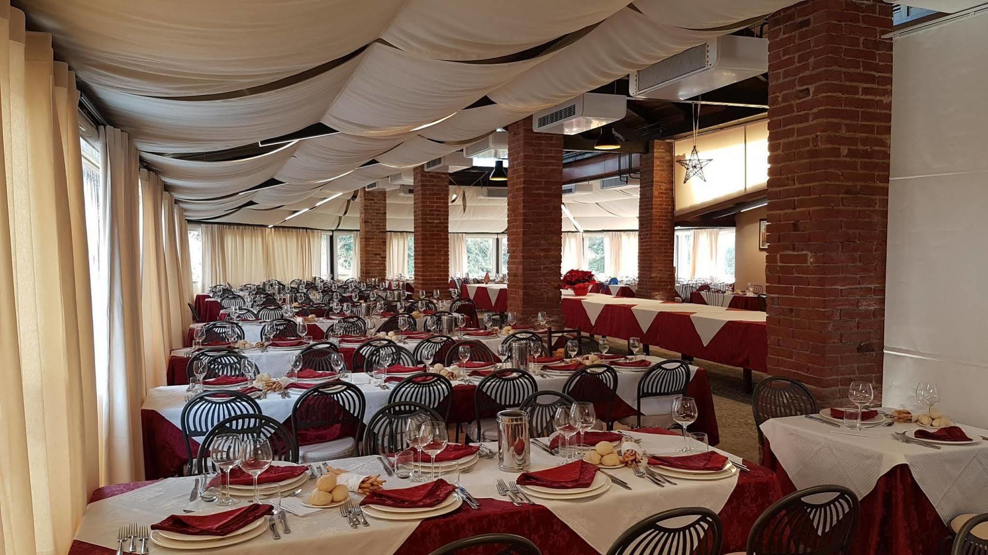 La Regibussa - Hotel Ristorante Asti Esterno foto