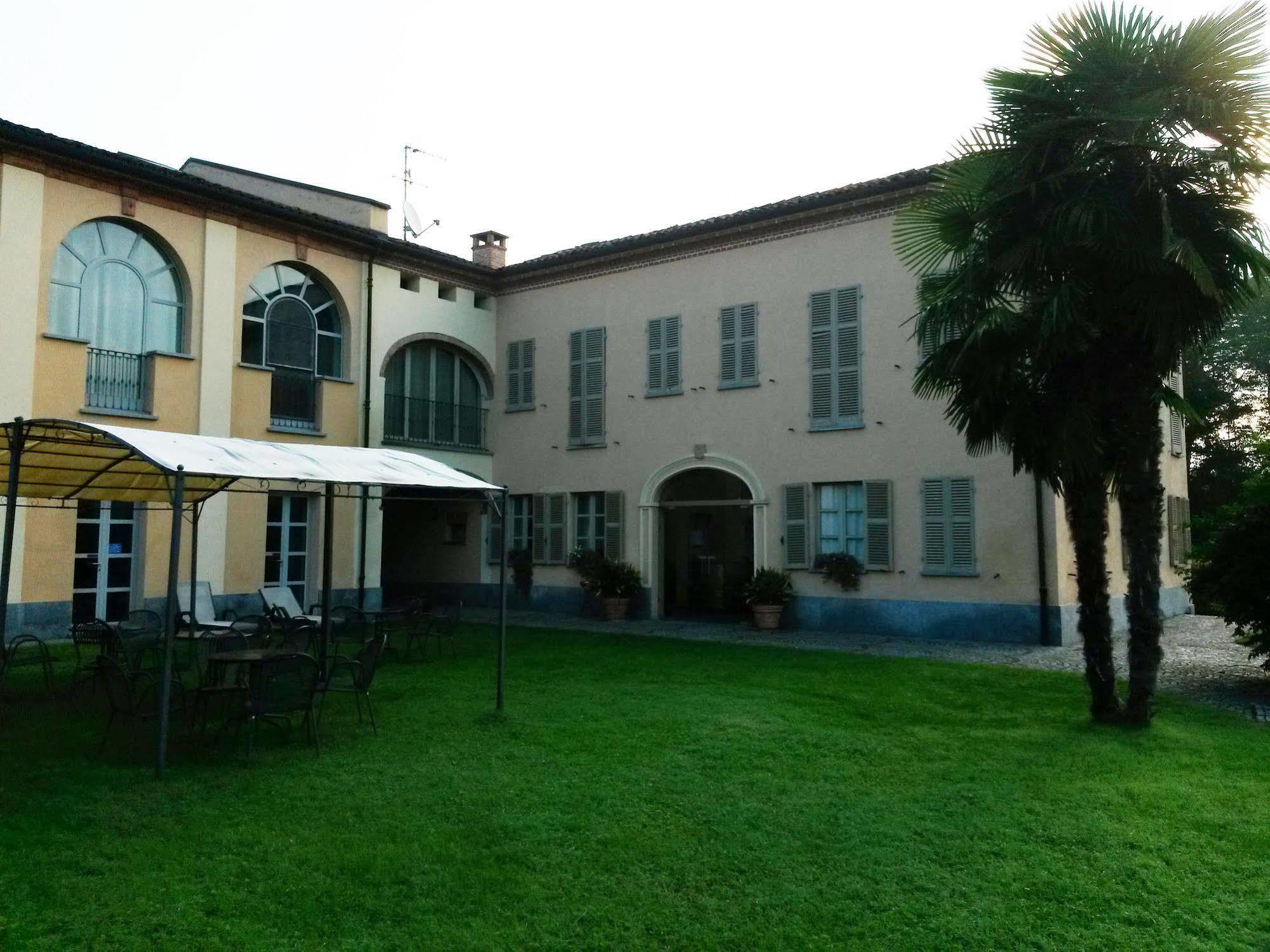 La Regibussa - Hotel Ristorante Asti Esterno foto