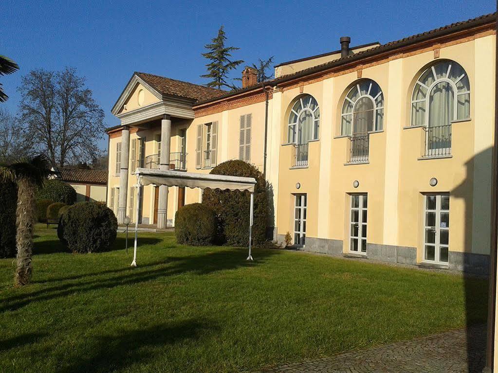 La Regibussa - Hotel Ristorante Asti Esterno foto